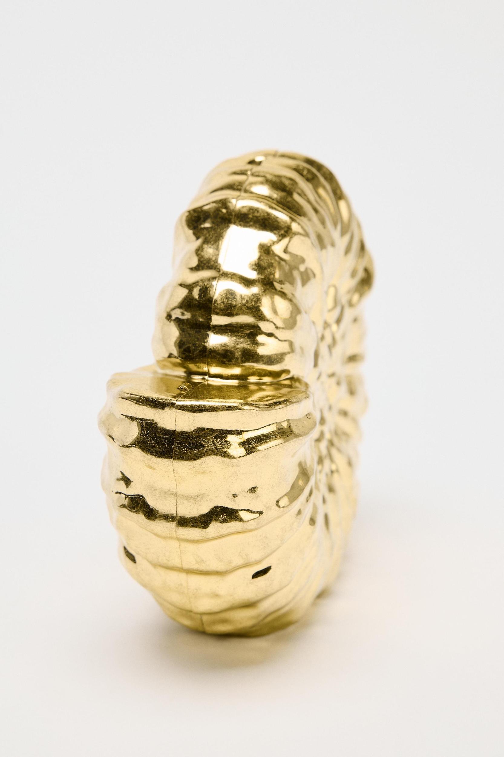 METALLIC SHELL CLUTCH Product Image