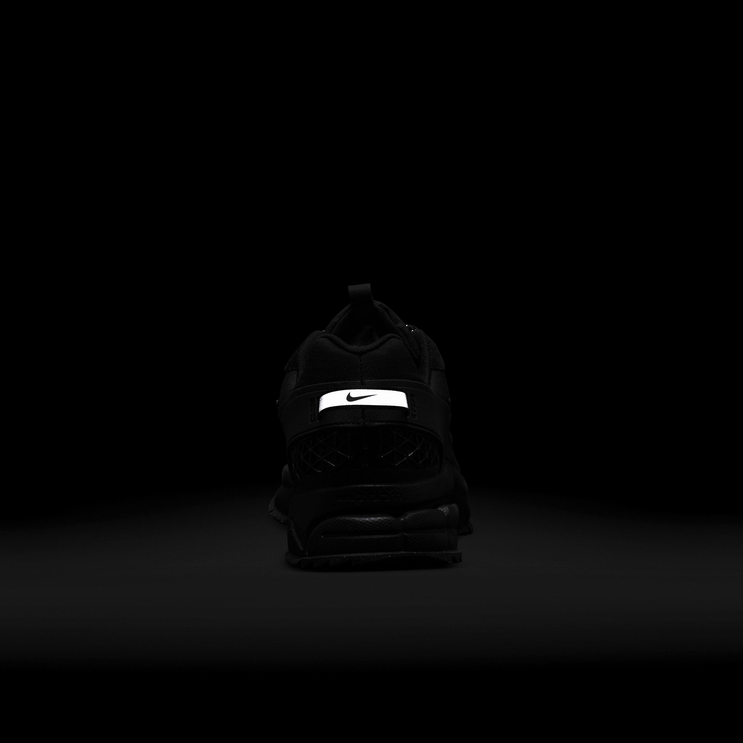 Nike Mens Zoom Vomero Roam Winterized Shoes | FV2295-002 Product Image