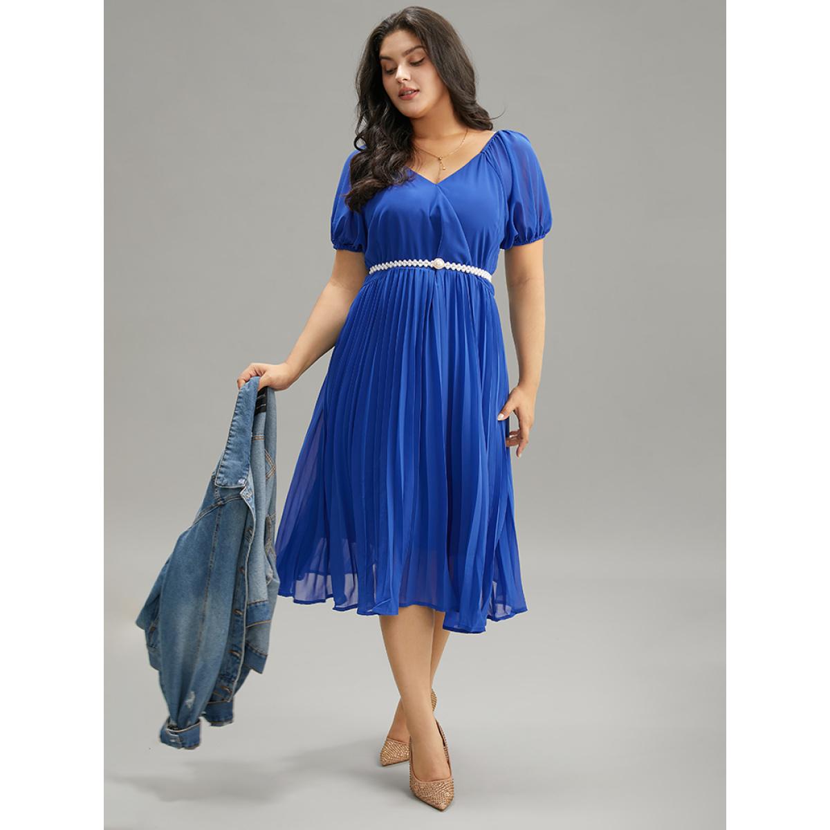 Plus Size Plain Pleated V Neck Elastic Cuffs Puff Sleeve Dress Blue Women Elegant Elastic cuffs V-neck Short sleeve Curvy Midi Dress BloomChic 26/4X Product Image
