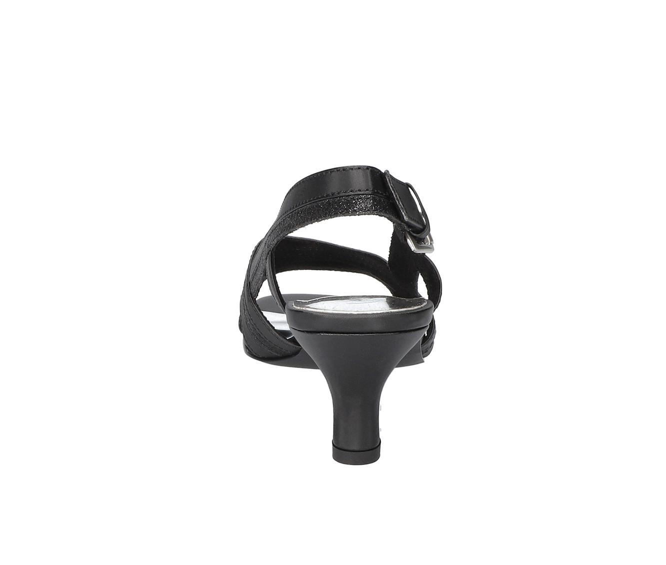 Women's Easy Street Meghan Pumps Product Image