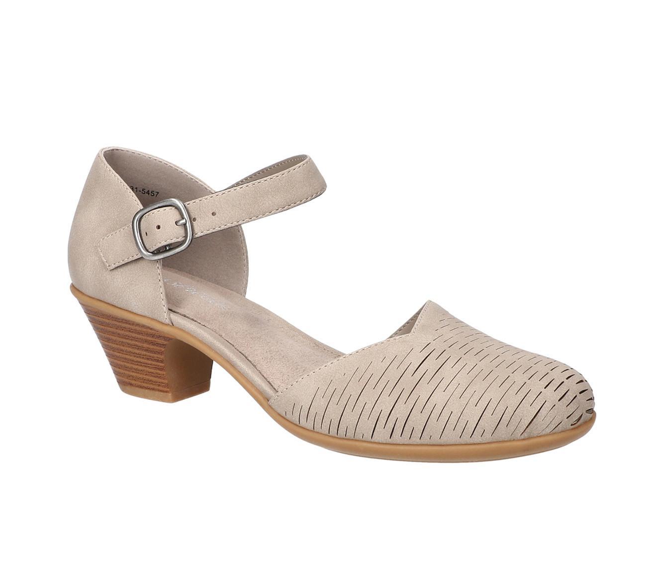 Women's Easy Street Justina Pumps Product Image