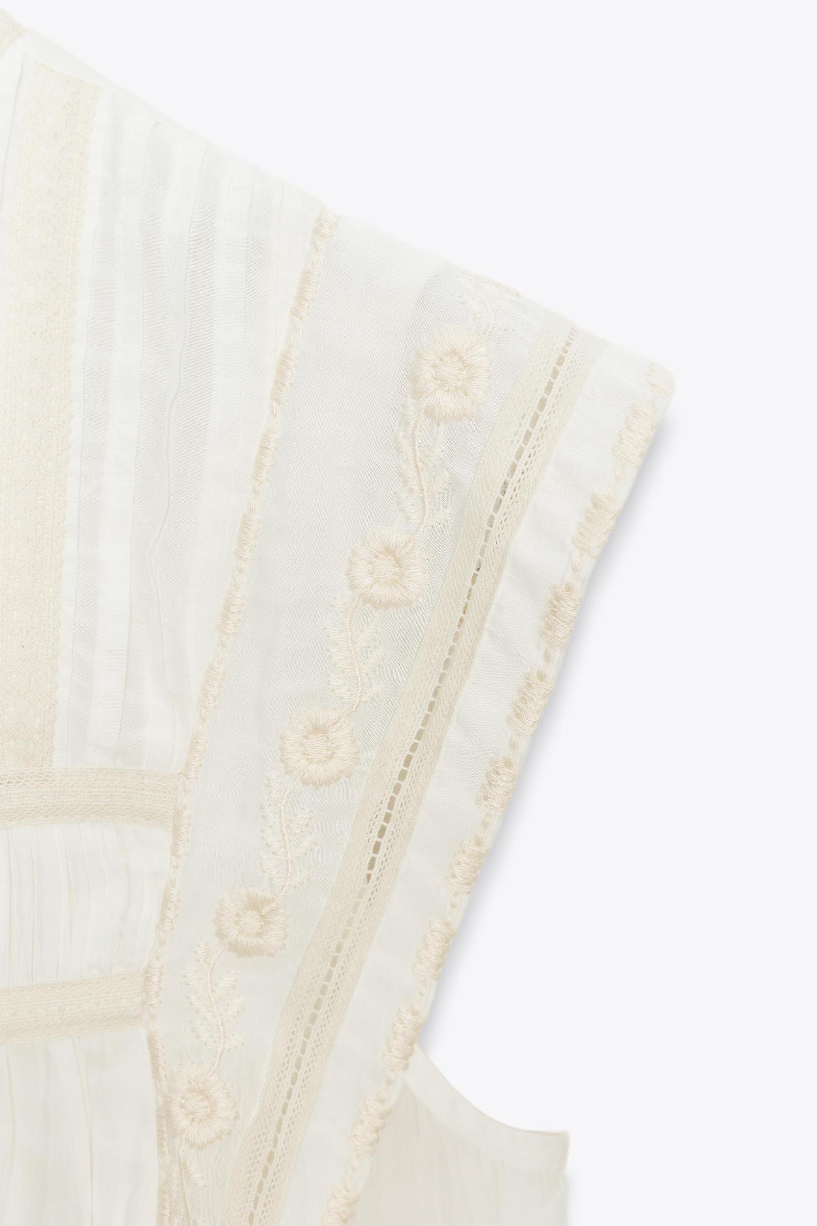 ZW COLLECTION EMBROIDERED BLOUSE Product Image