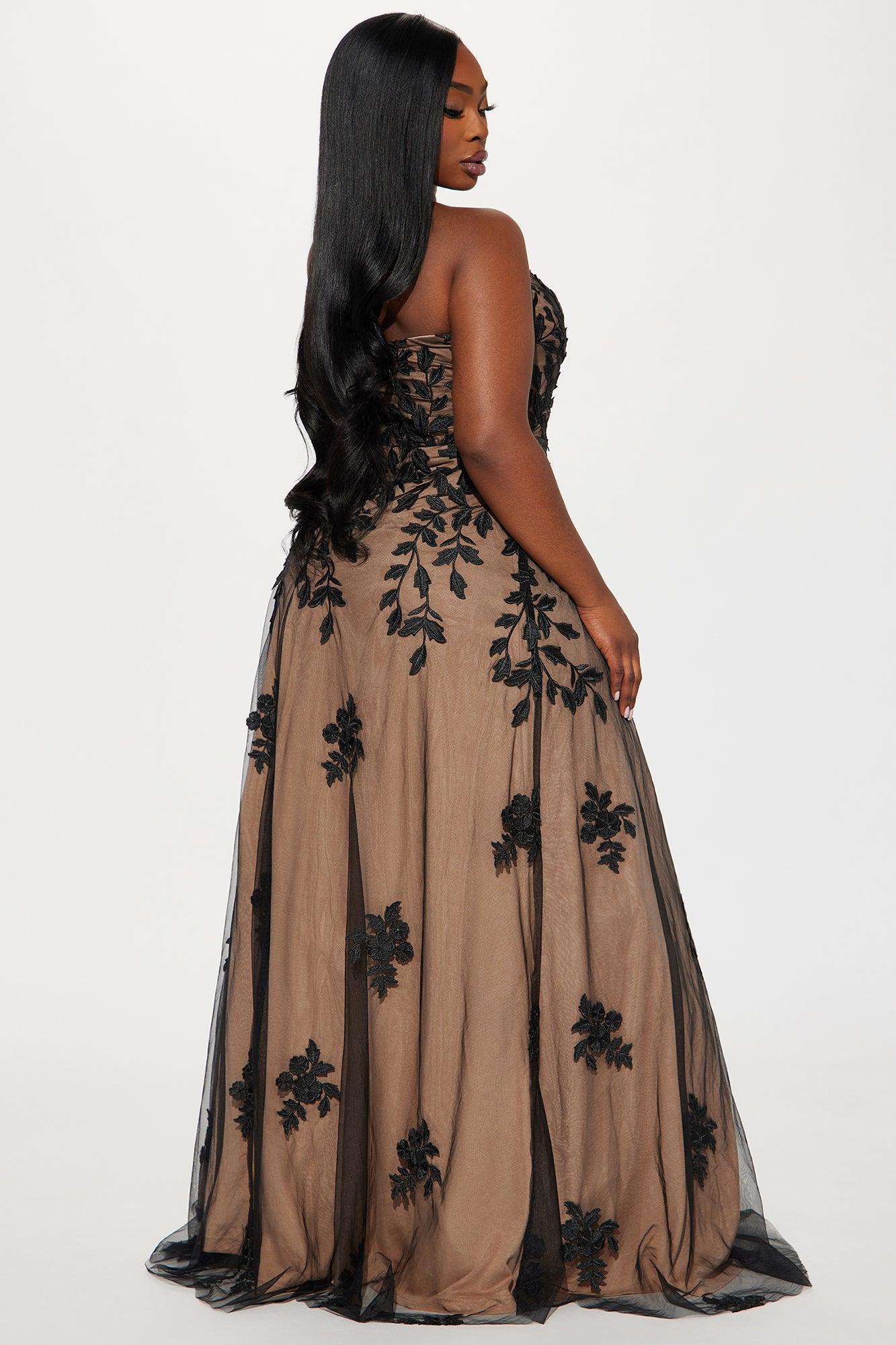 Victoria Mesh Gown - Black Product Image
