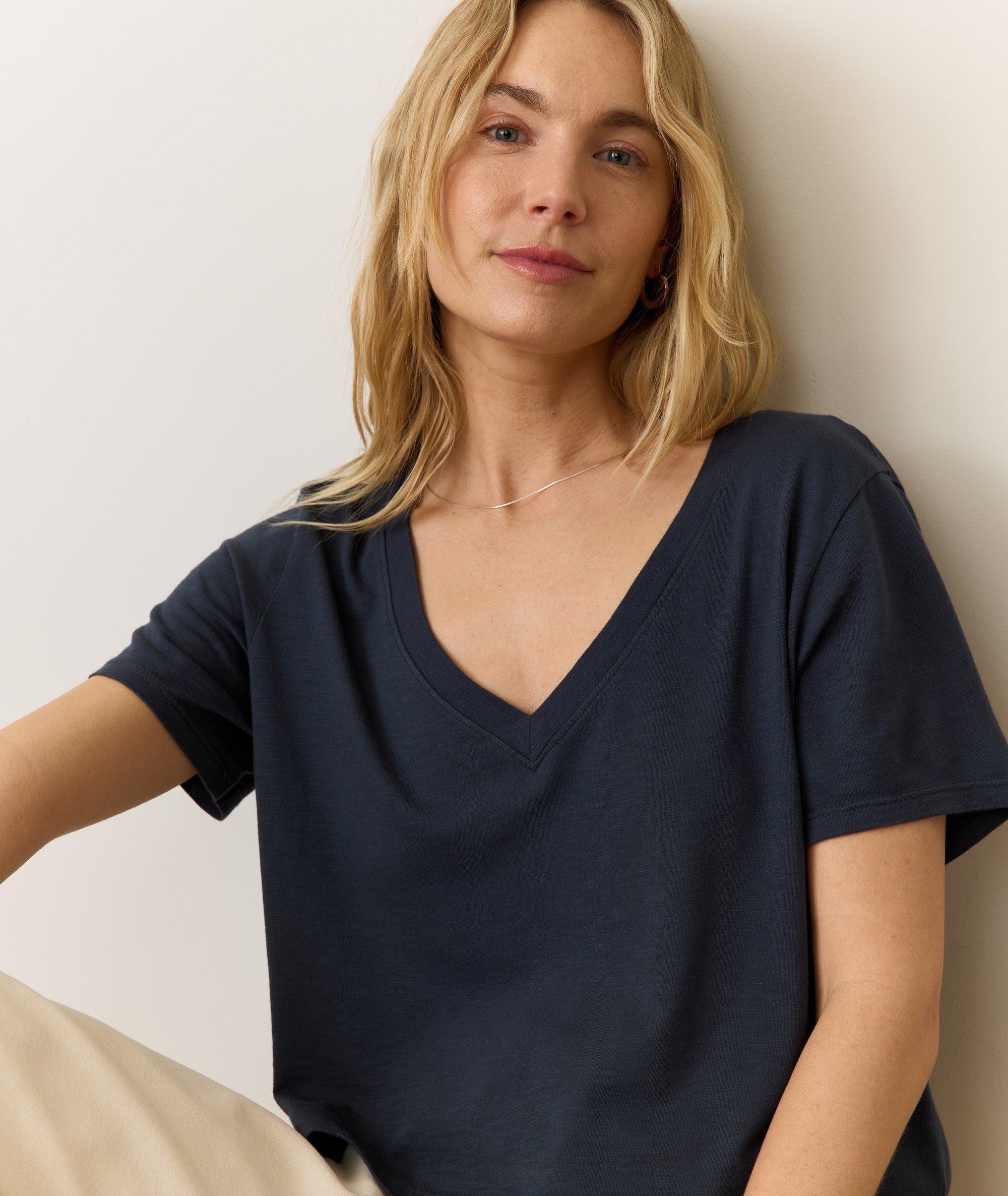 Boyfriend V-Neck Crop Product Image