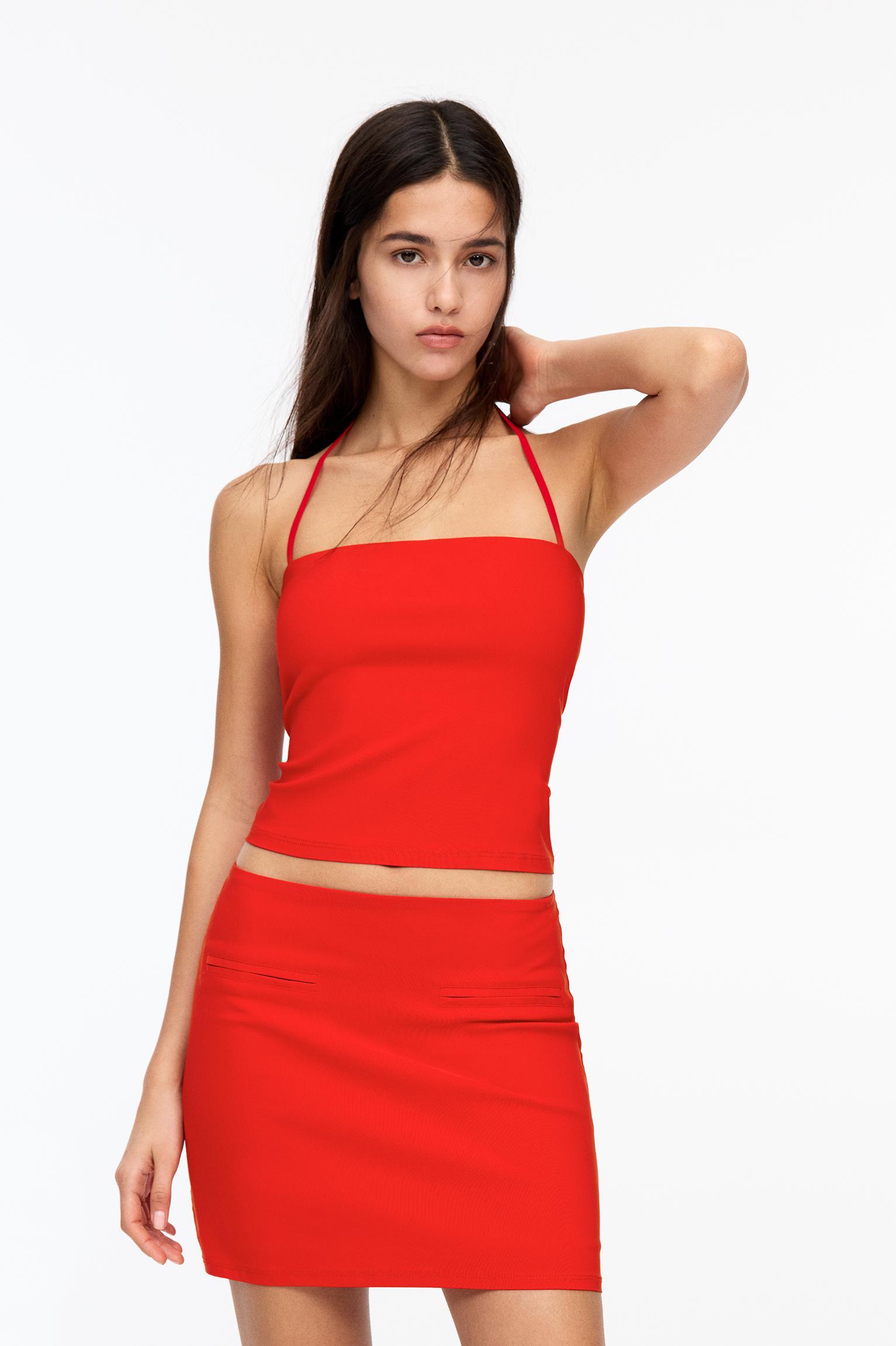 Top with straight neckline Product Image