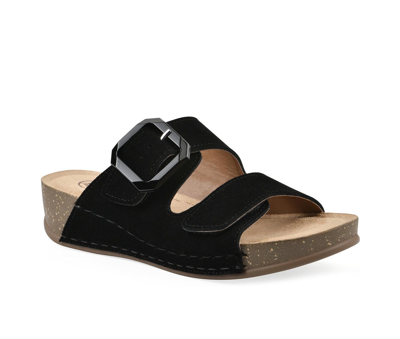 Women's White Mountain Fearful Footbed Sandals Product Image