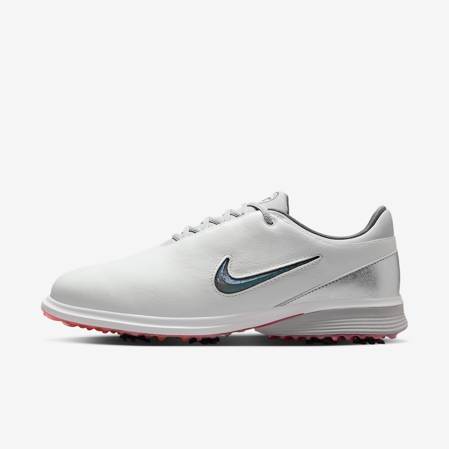Nike Men's Victory Tour 4 Golf Shoes Product Image