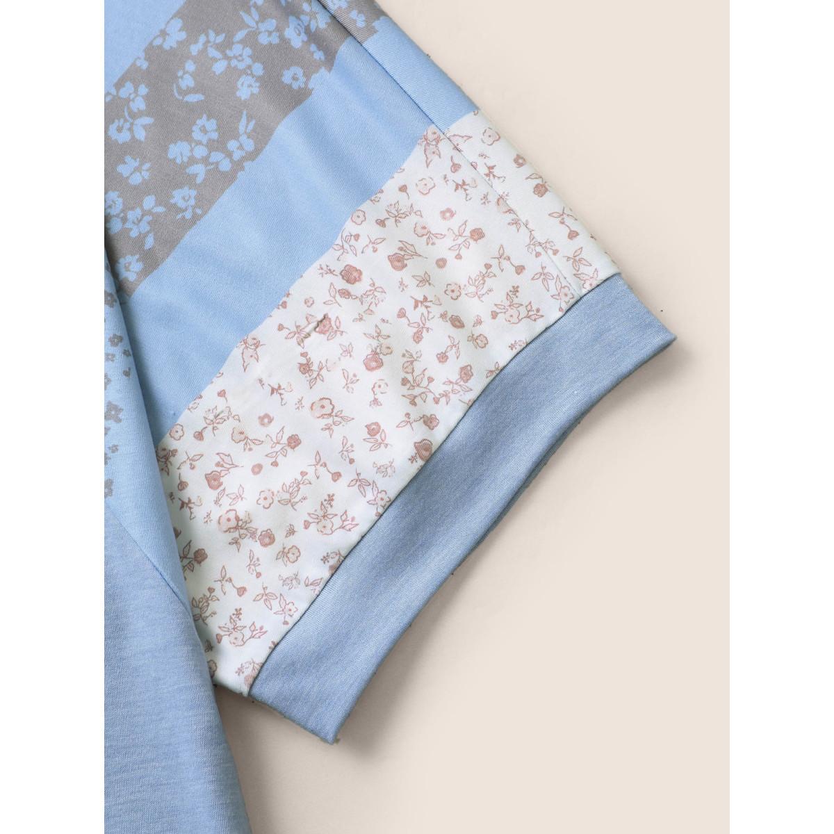 Plus Size Bandana Print Patchwork Raglan Sleeve T-shirt LightBlue Women Casual Contrast Natural Flowers Round Neck Everyday T-shirts BloomChic 28/5X Product Image