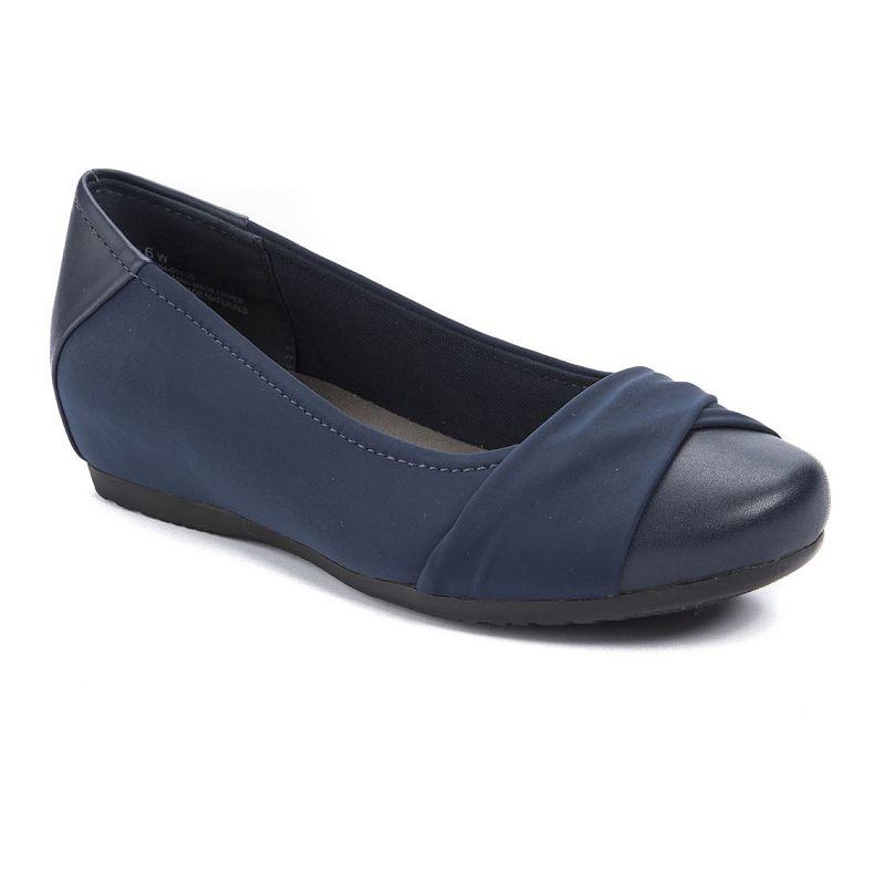 Women's Baretraps Mitsy Casual Flats,  Product Image