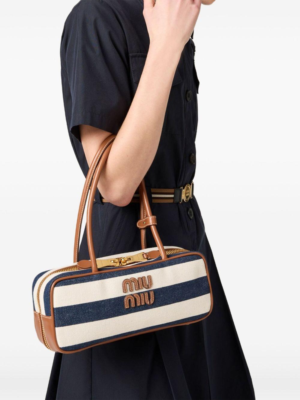 Beau tote bag Product Image