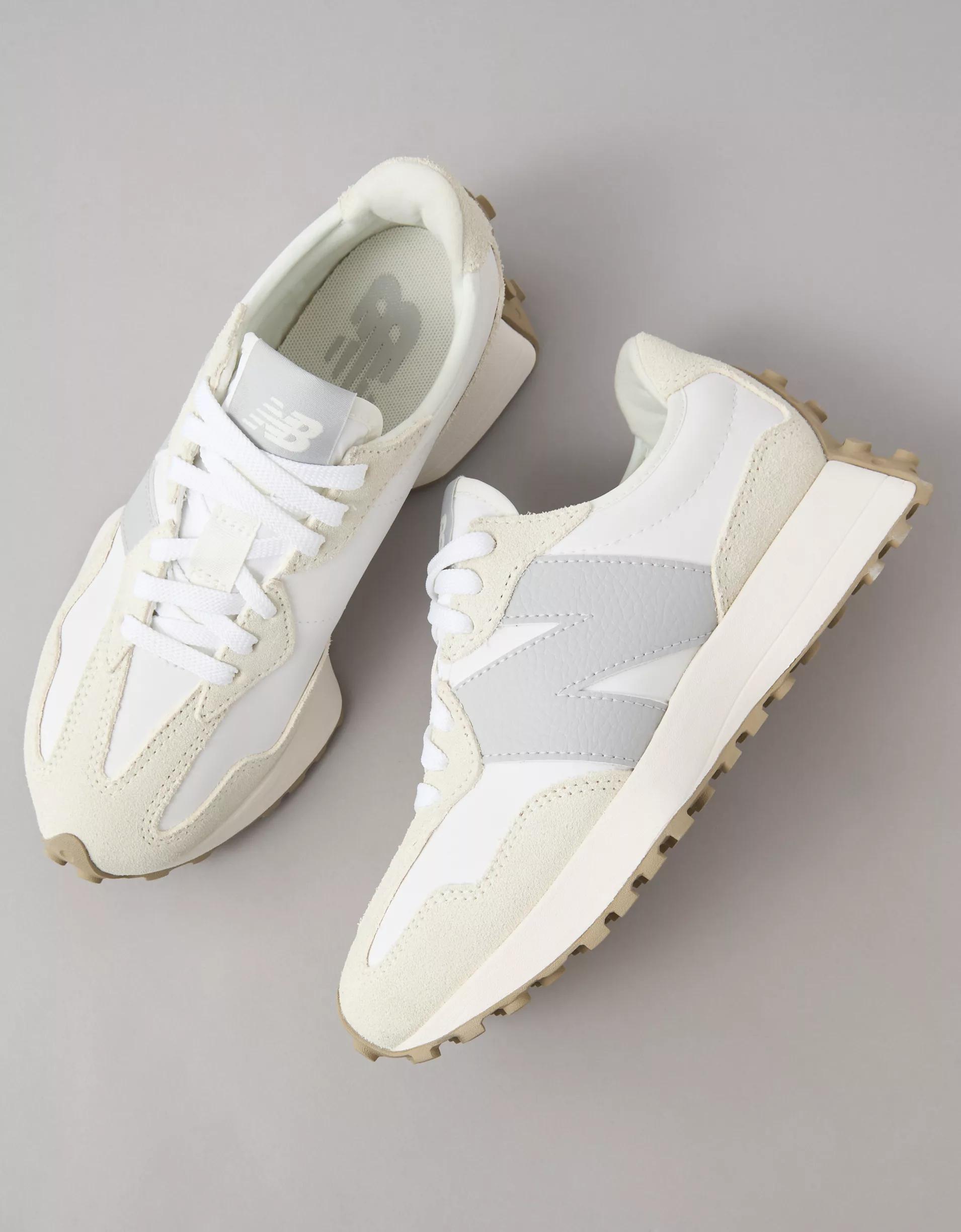 New Balance 327 Sneaker Product Image
