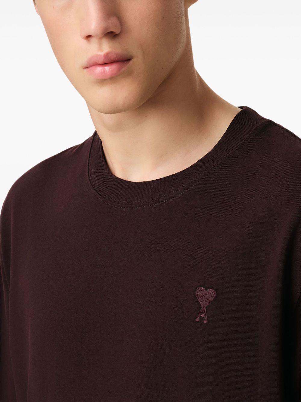 Ami de Coeur T-shirt Product Image