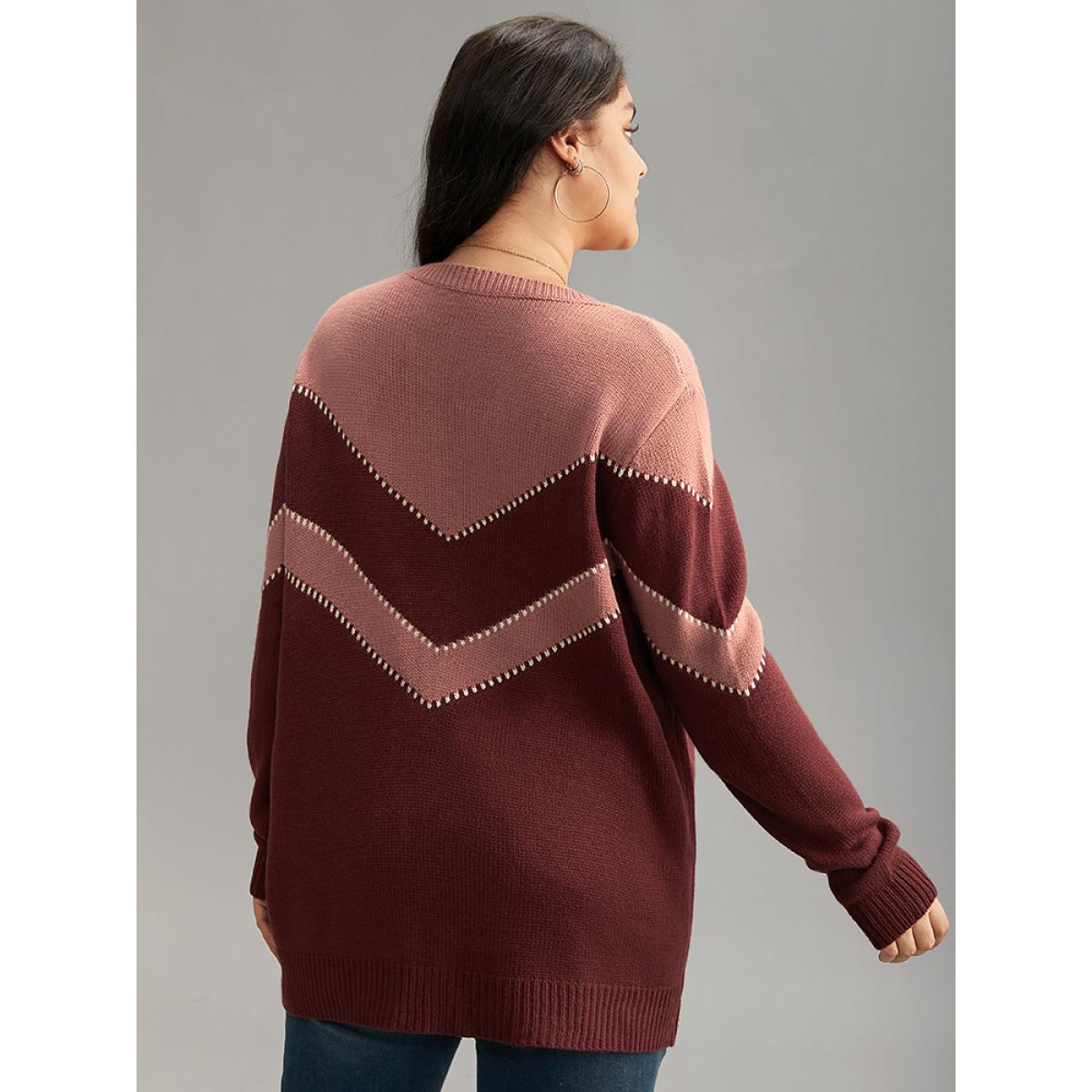 Plus Size Colorblock Contrast Round Neck Pullover Burgundy Women Casual Loose Long Sleeve Round Neck Dailywear Pullovers BloomChic 30/6X Product Image
