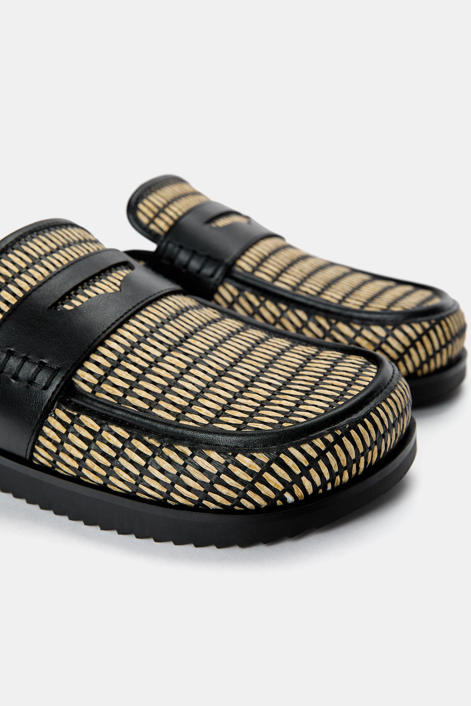 Printed clogs Product Image