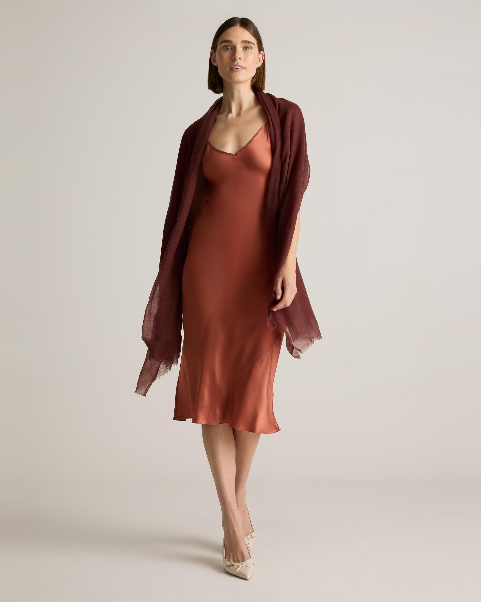 Quince | Women's Featherweight Cashmere Wrap Product Image