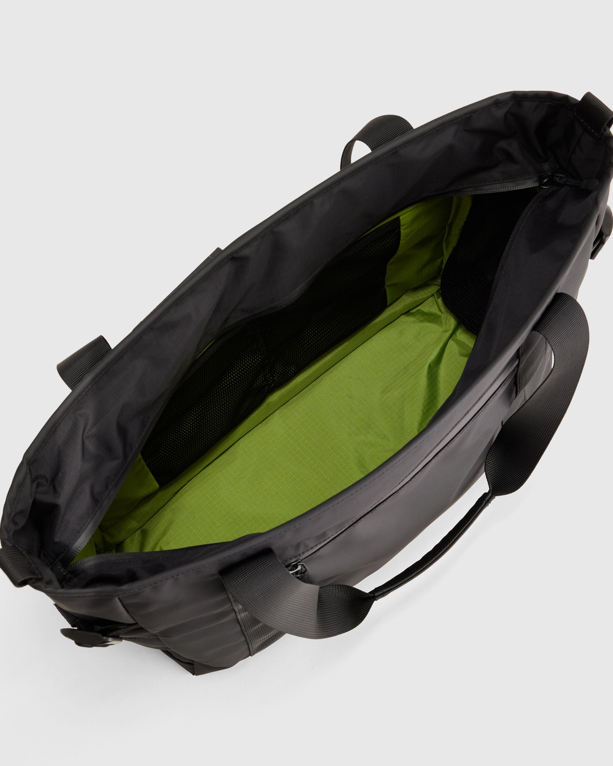 Quince | Men's Weatherproof Utility Tote Recycled Polyester Product Image