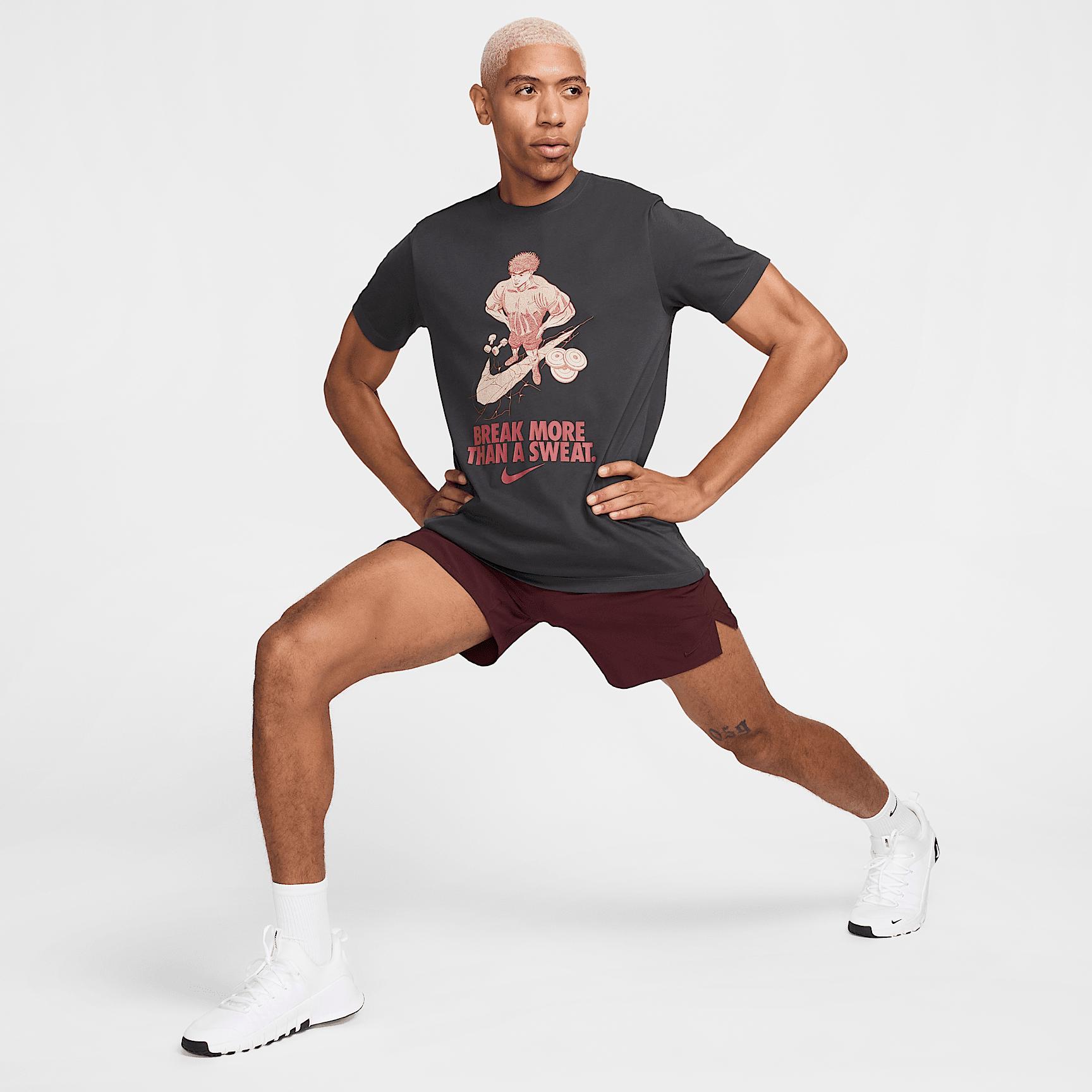 Nike Men's Dri-FIT Fitness T-Shirt Product Image
