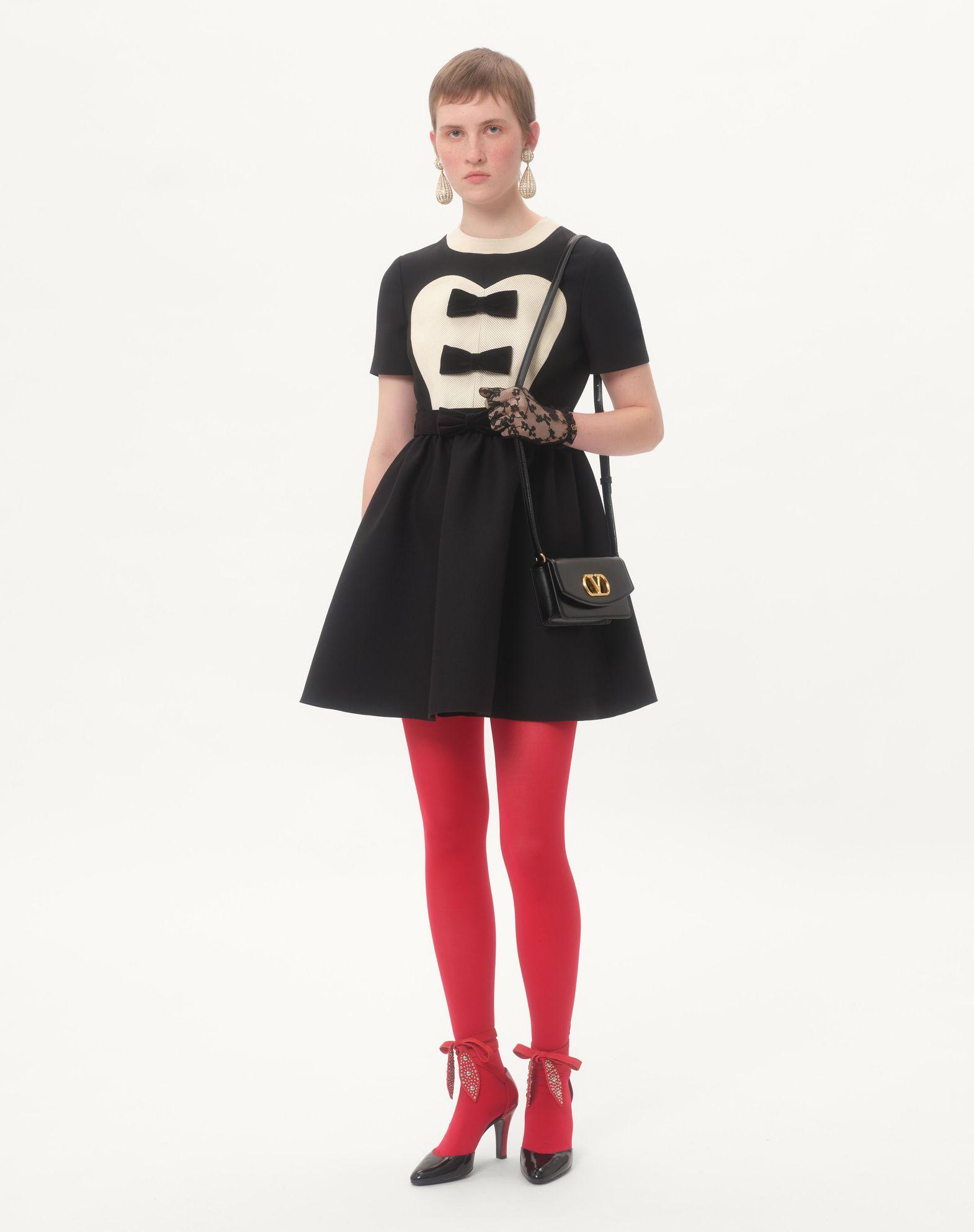 Valentino Garavani Vain Clutch Bag In Shiny Calfskin Product Image