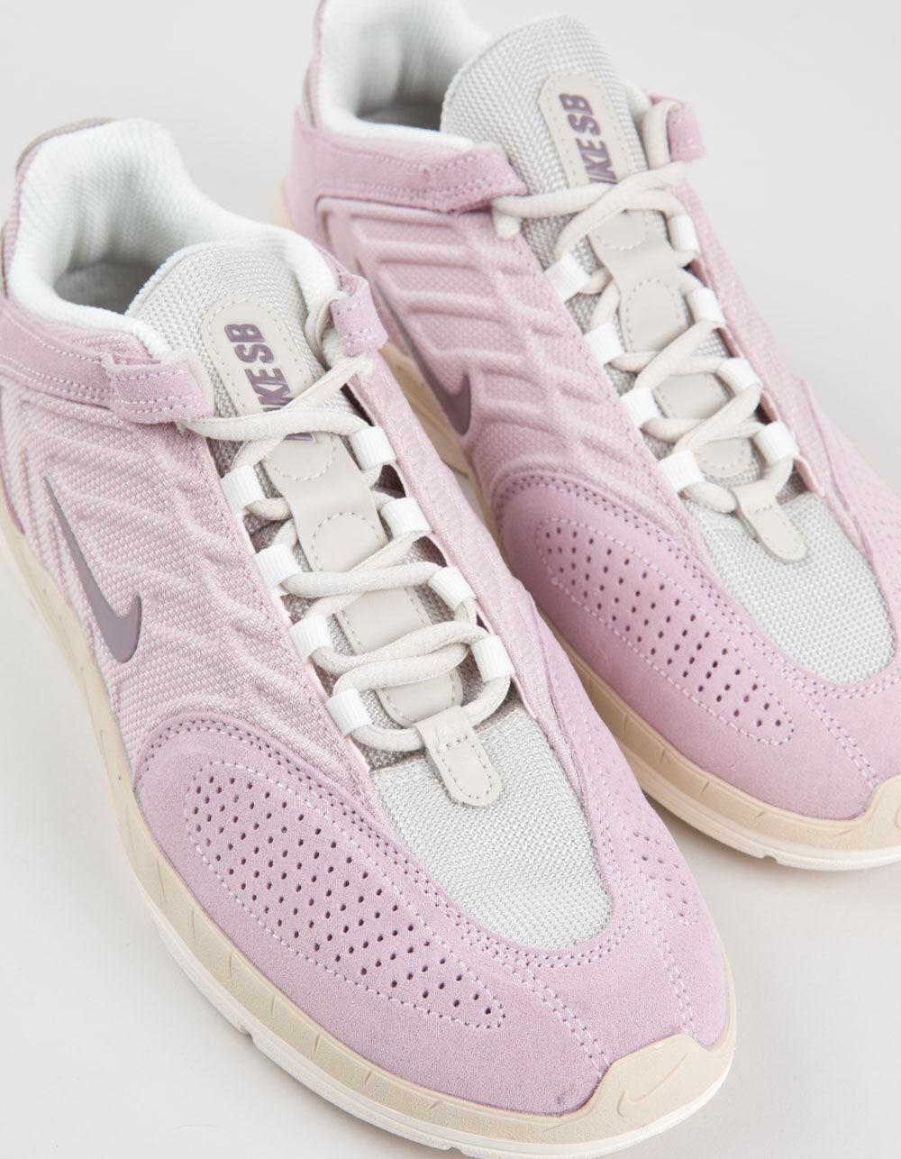 NIKE SB Vertebrae Skate Shoes - PINK Product Image