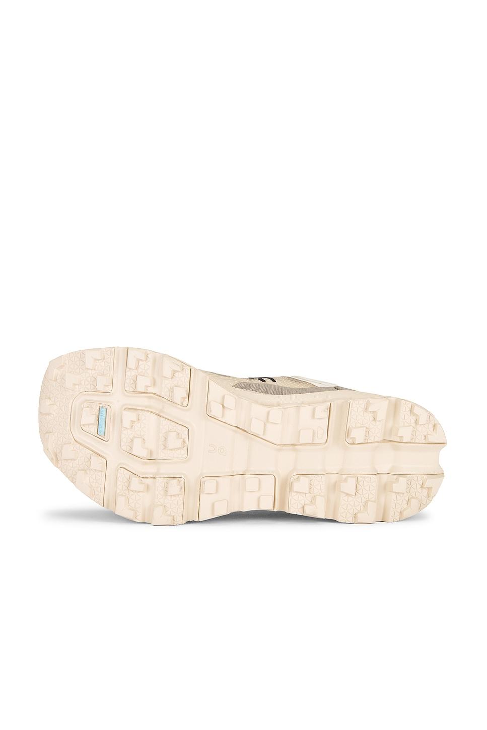 Cloudvista Sneaker On Product Image