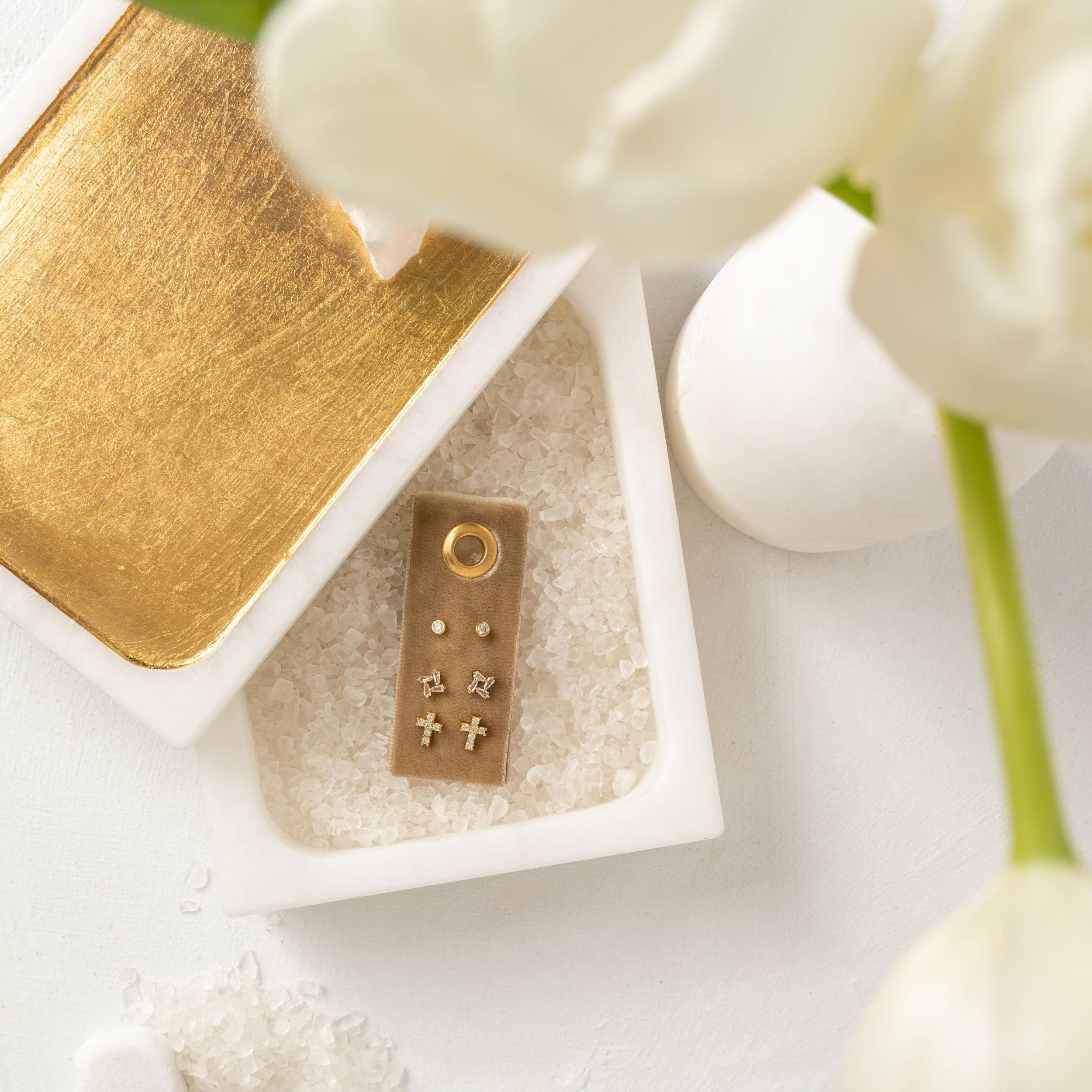 Cross Velvet Stud Gift Set Product Image