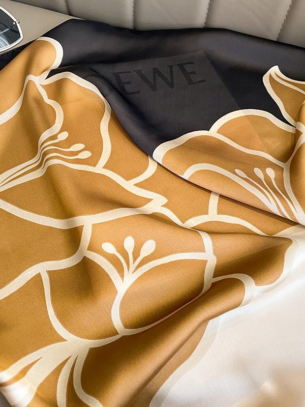 Square Floral Printed Scarfs&Hats Product Image