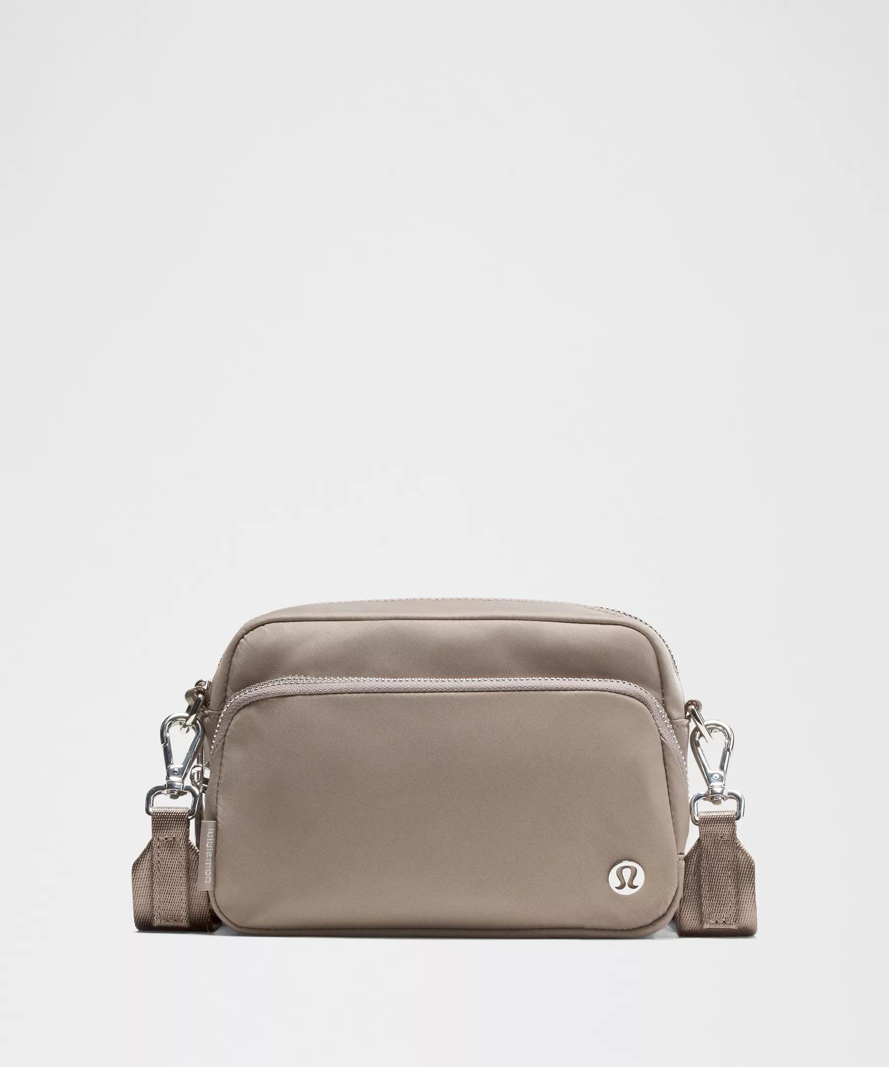 Everywhere Crossbody Bag 2L *Metal Hardware Product Image