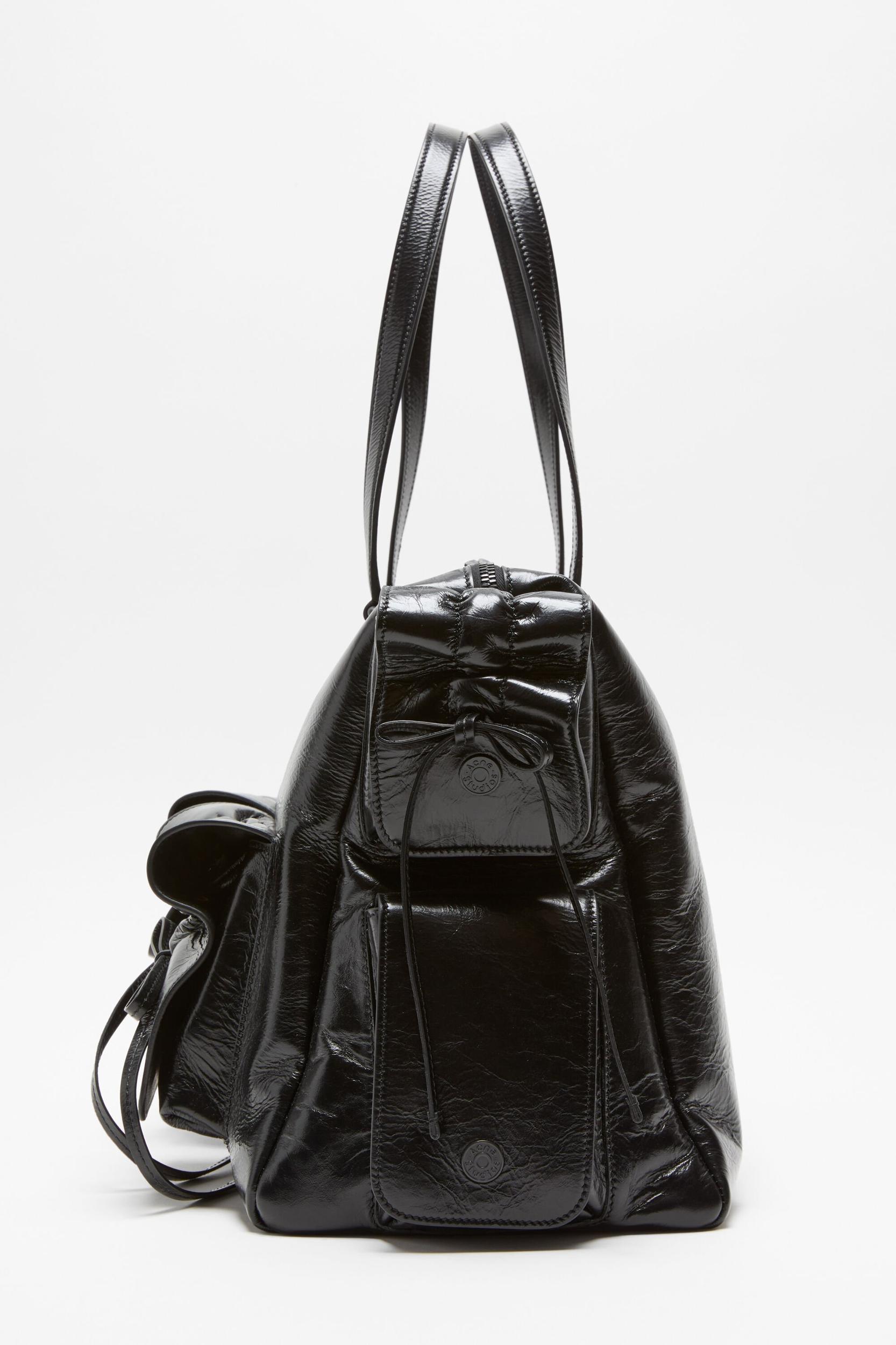 MULTIPOCKET TOTE BAG Product Image