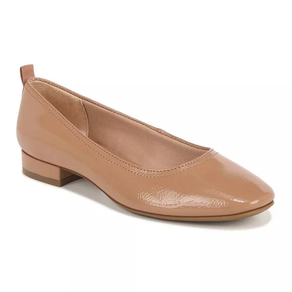 Lifestride Womens Cameo Flat Product Image