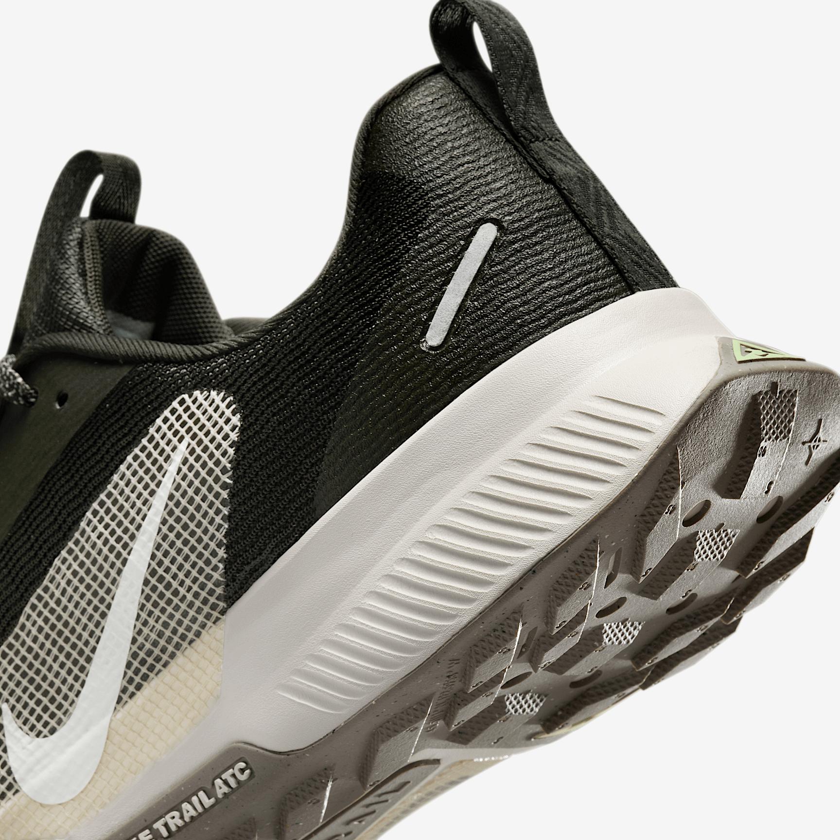 Nike Men's Juniper Trail 3 Trail Running Shoes Product Image