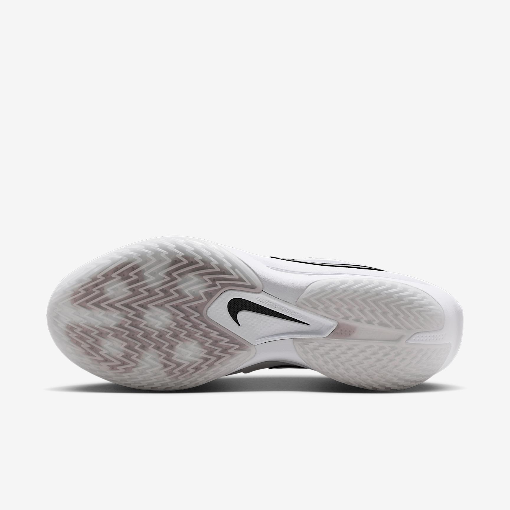 Nike Men's G.T. Cut 3 Turbo Basketball Shoes Product Image