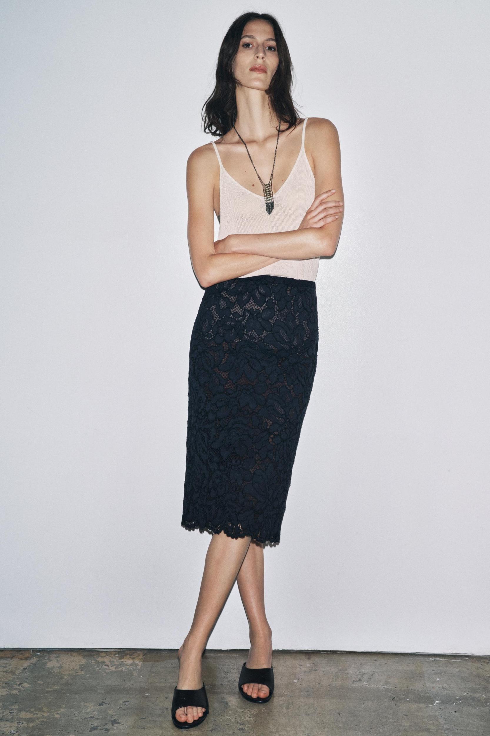 ZW COLLECTION LACE MIDI SKIRT Product Image