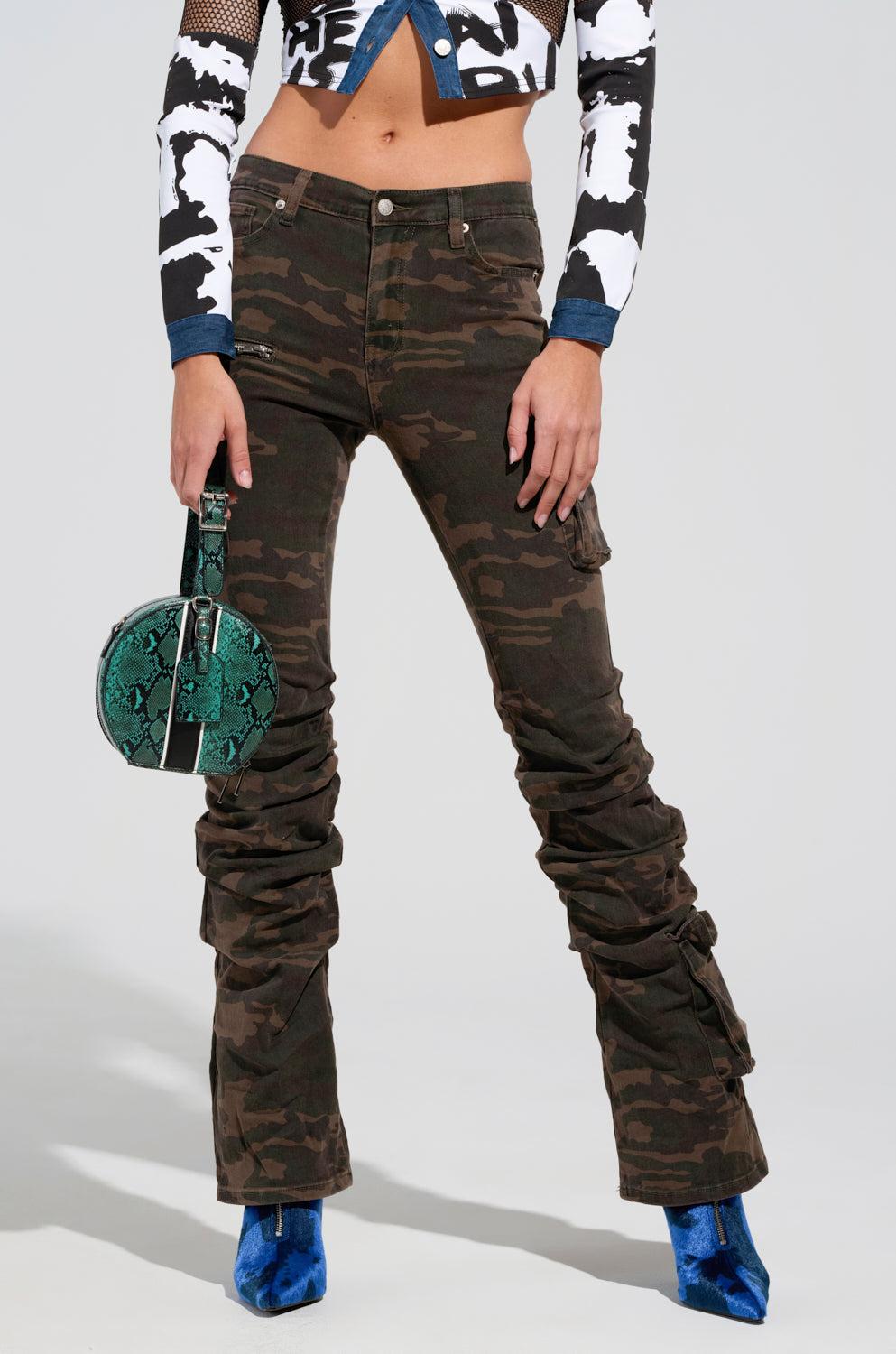 MAKE A MOVE CAMO PANT Product Image