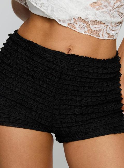 Think Fast Shorts Black Product Image