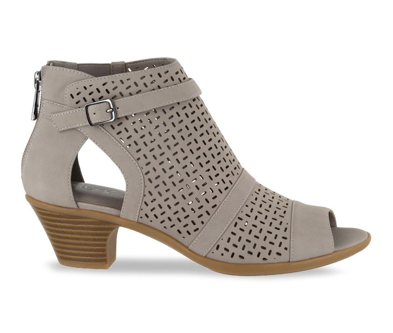 Women's Easy Street Carrigan Booties Product Image