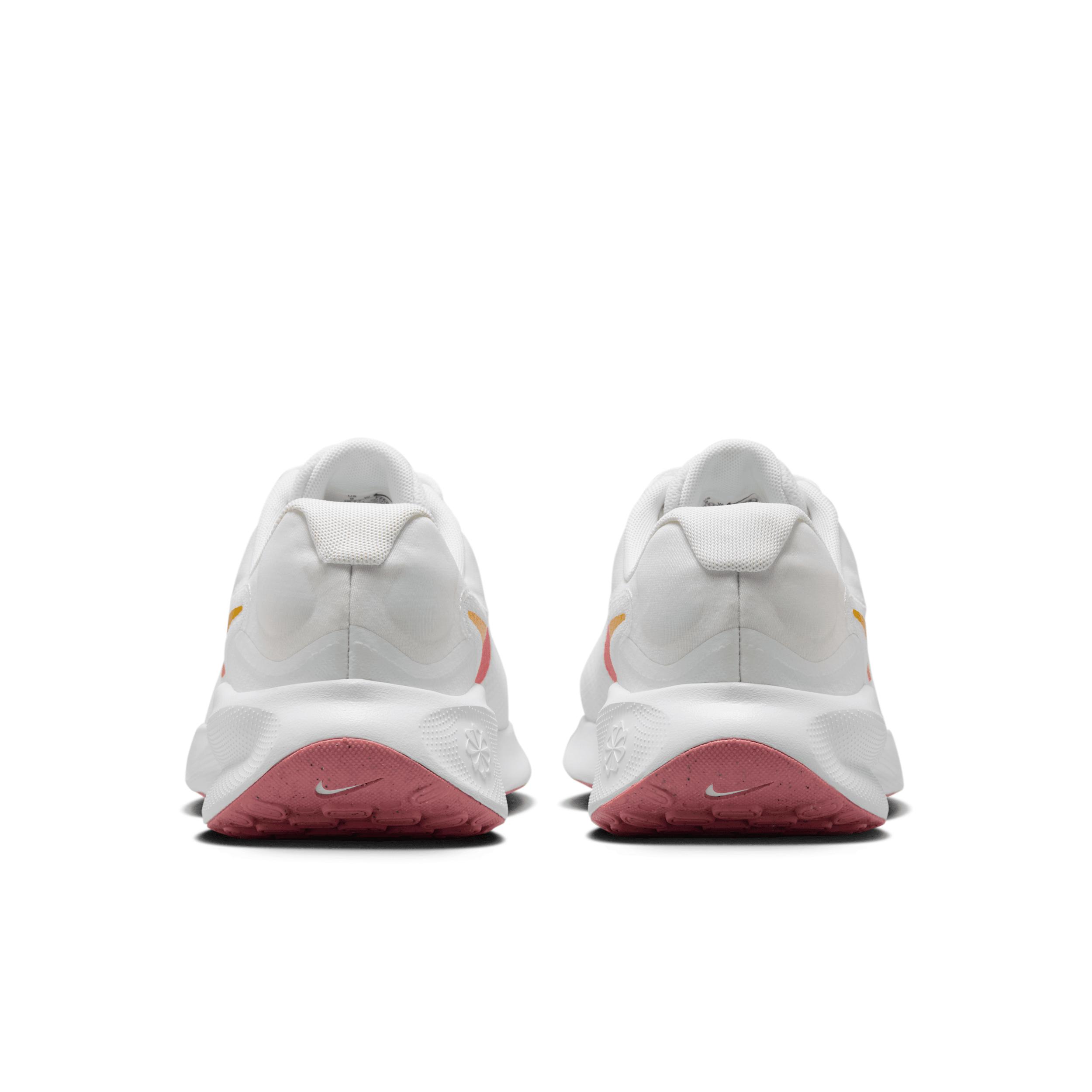 Nike Women's Revolution 7 Road Running Shoes (Extra Wide) Product Image