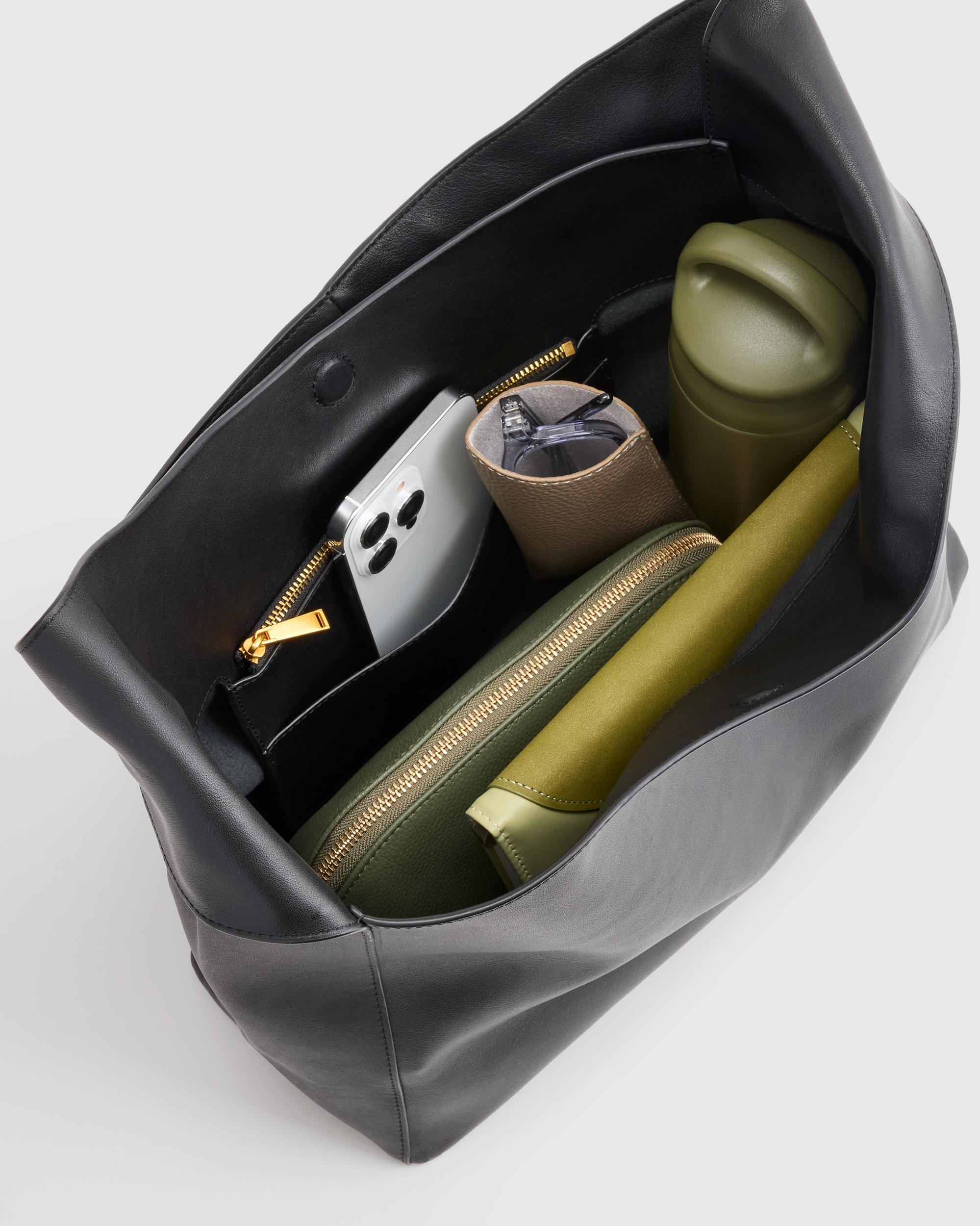 Quince | Women's Italian Leather Slouchy Shoulder Bag Product Image