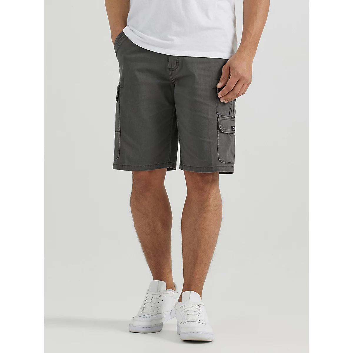 Wrangler® Men's Five Star Premium Stacked Cargo Short in Pewter Product Image