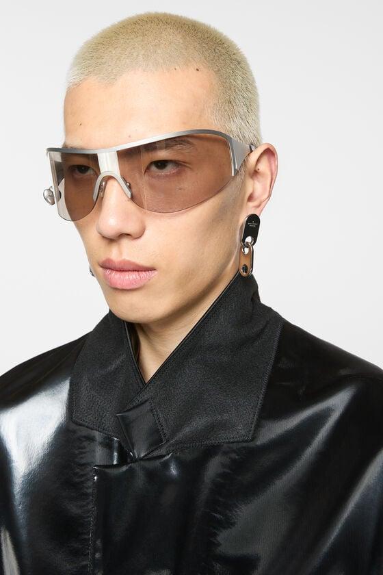 Metal frame sunglasses Product Image