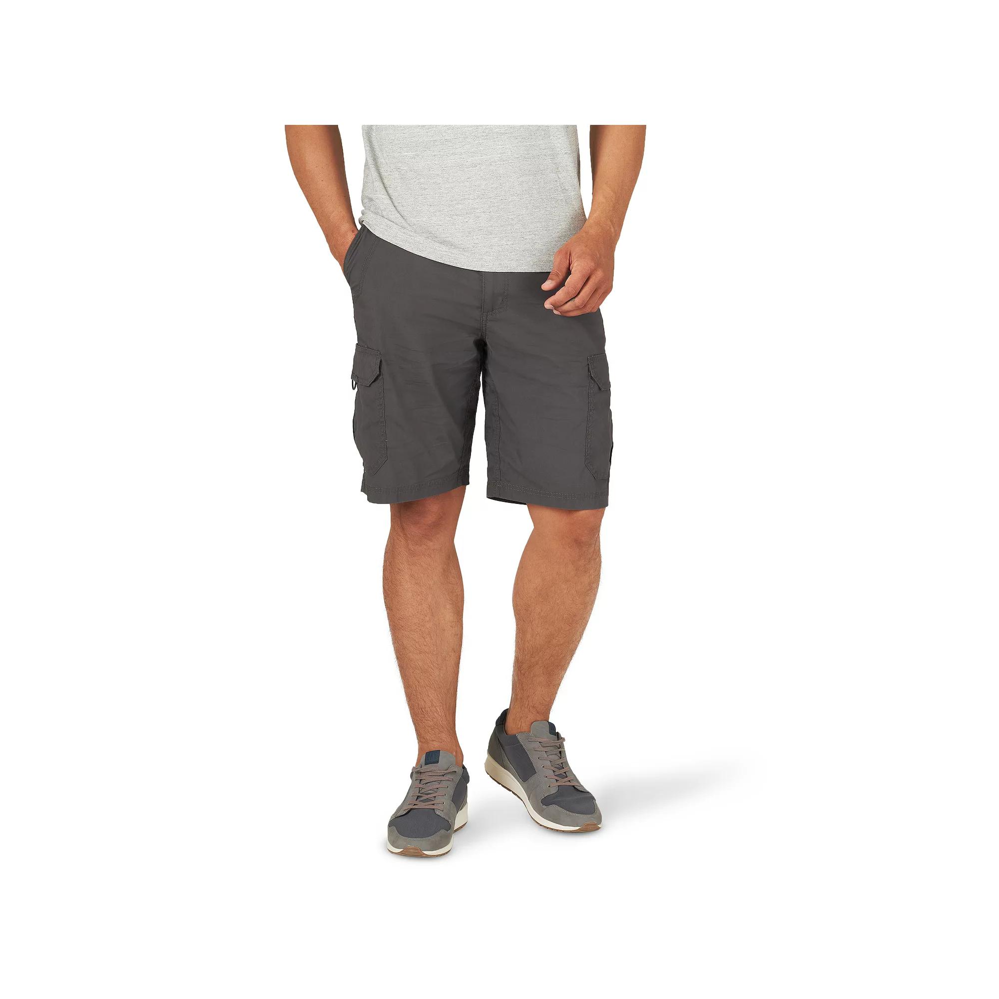 Men's Lee® 10.5" Extreme Motion Crossroads Cargo Shorts,  Product Image