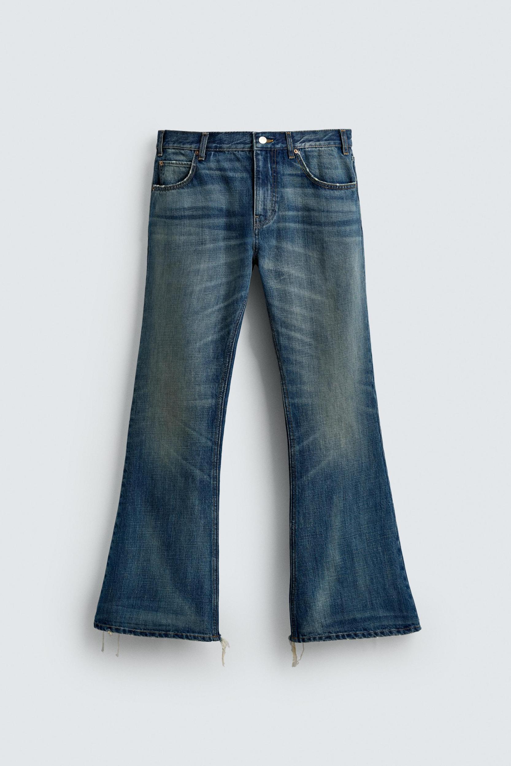 FLARE FIT JEANS Product Image