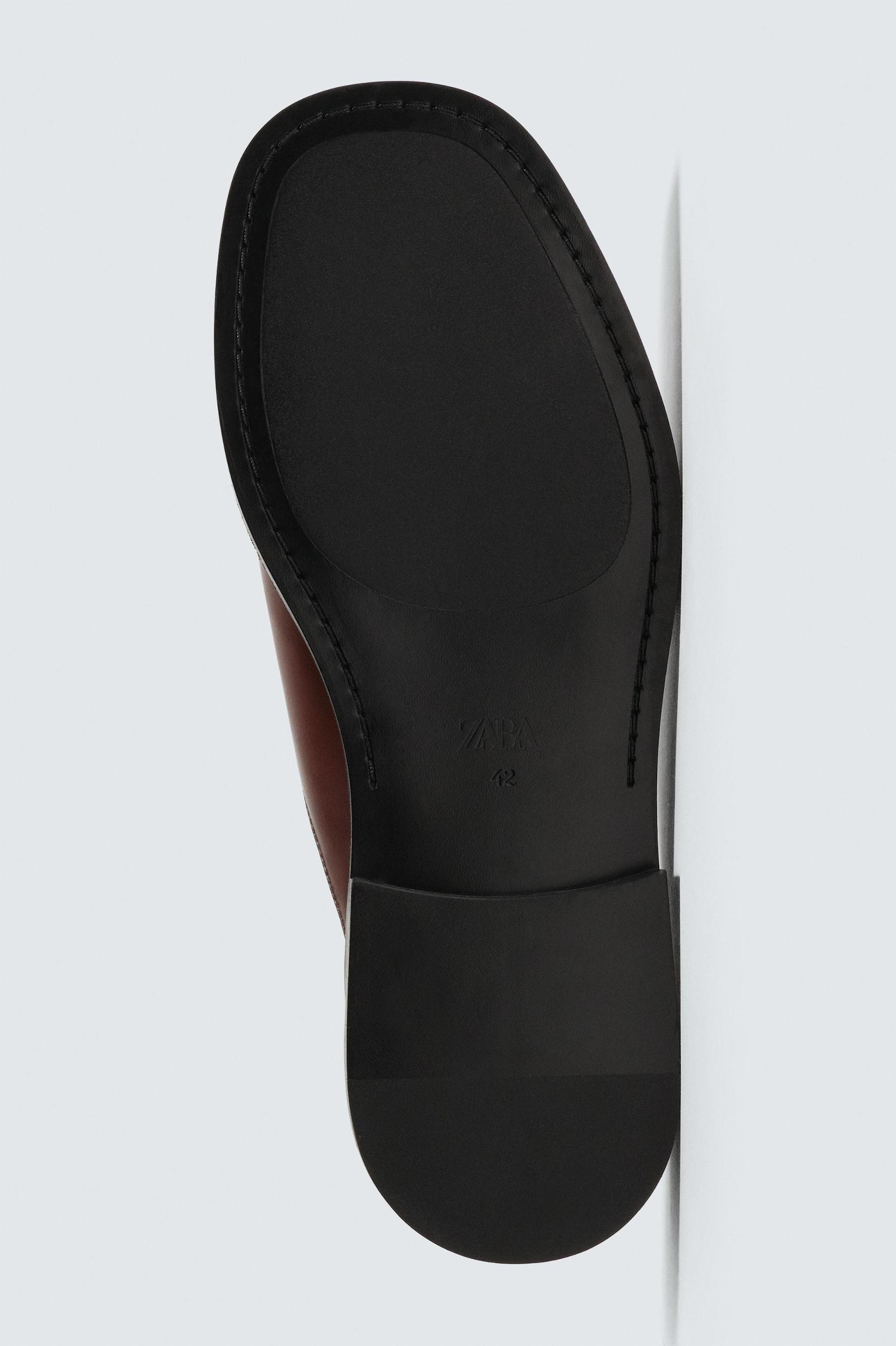 LEATHER CLOGS Product Image