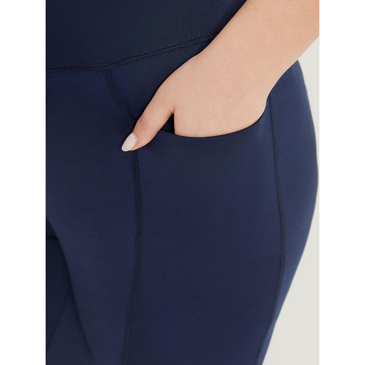 Plus Size Supersoft Essentials Plain Elastic Waist Bootcut Pocket Side Leggings Women Indigo Elegant High stretch Skinny High Rise Dailywear Leggings BloomChic 26/4X Product Image