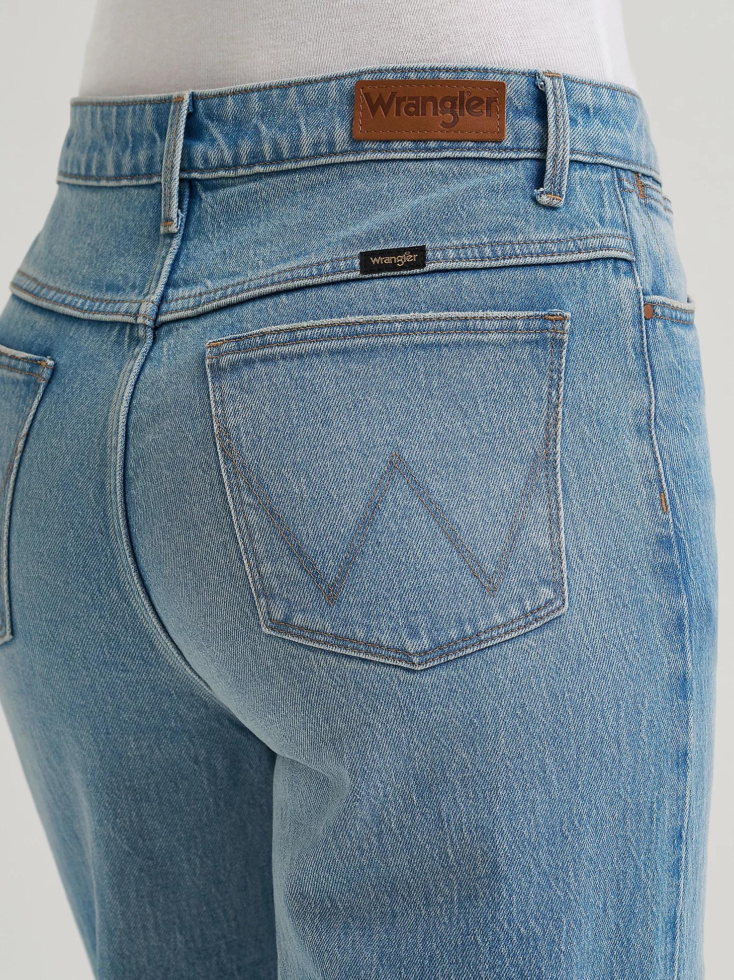 Women's Loose Straight Jean | Women's JEANS | Wrangler® Product Image