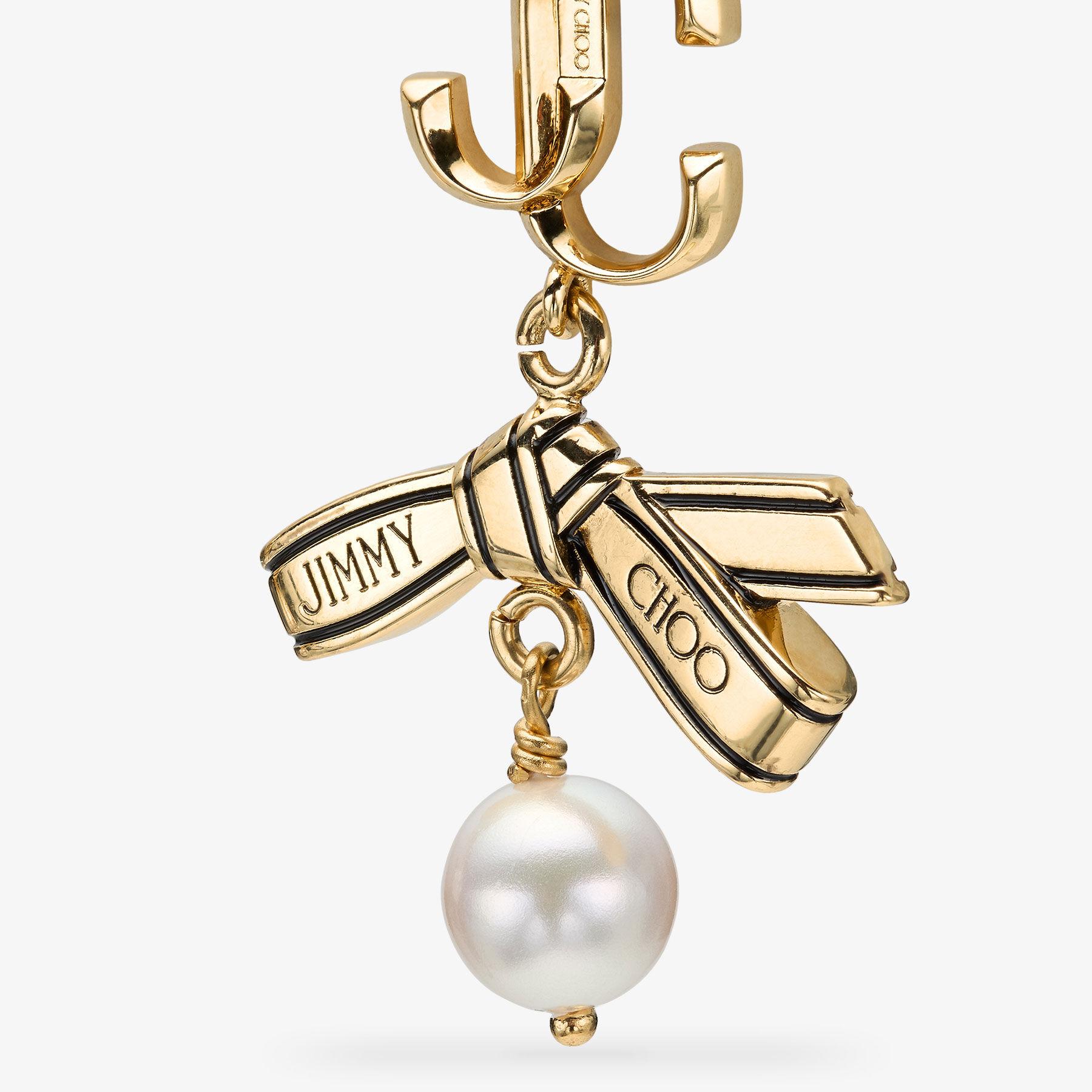 Ribbon Pearl Earring Product Image