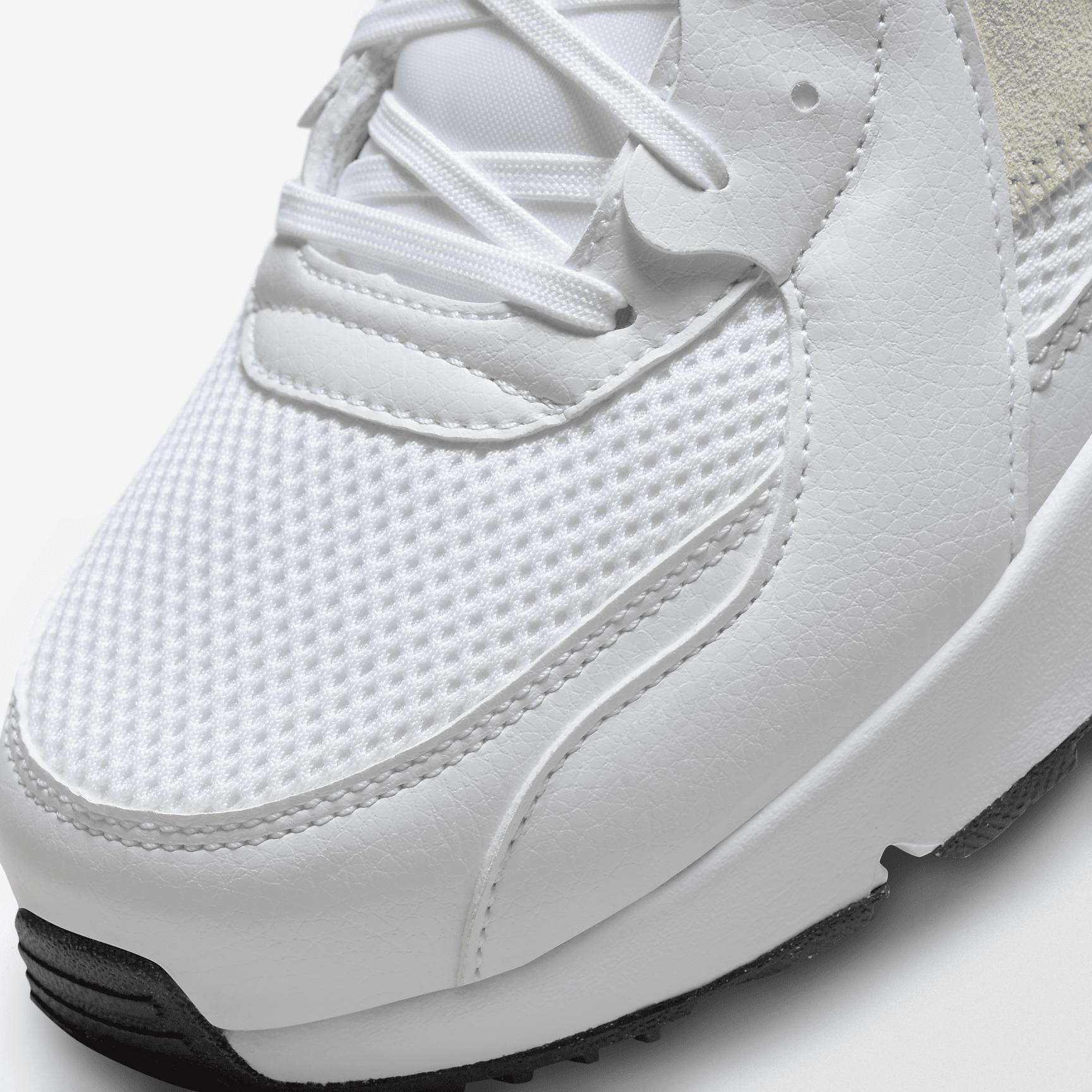Nike Mens Air Max Excee Shoes | FN7304-100 Product Image