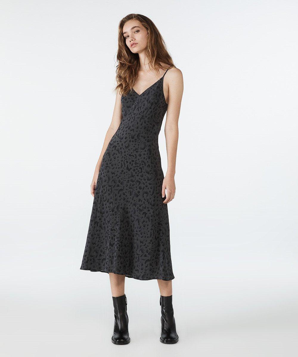 ARKANUM DRESS Female Product Image