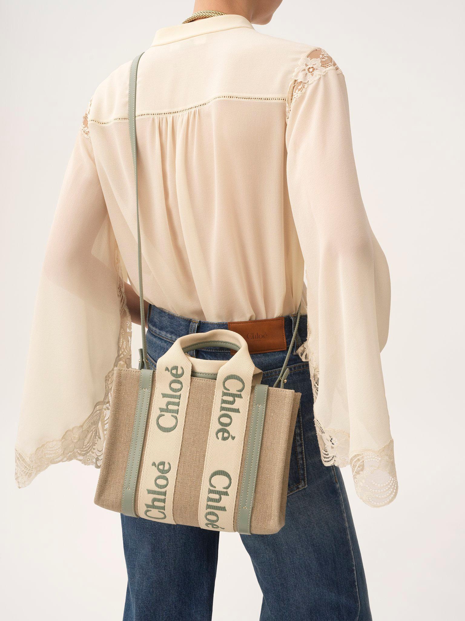 Small Woody tote bag in linen Product Image