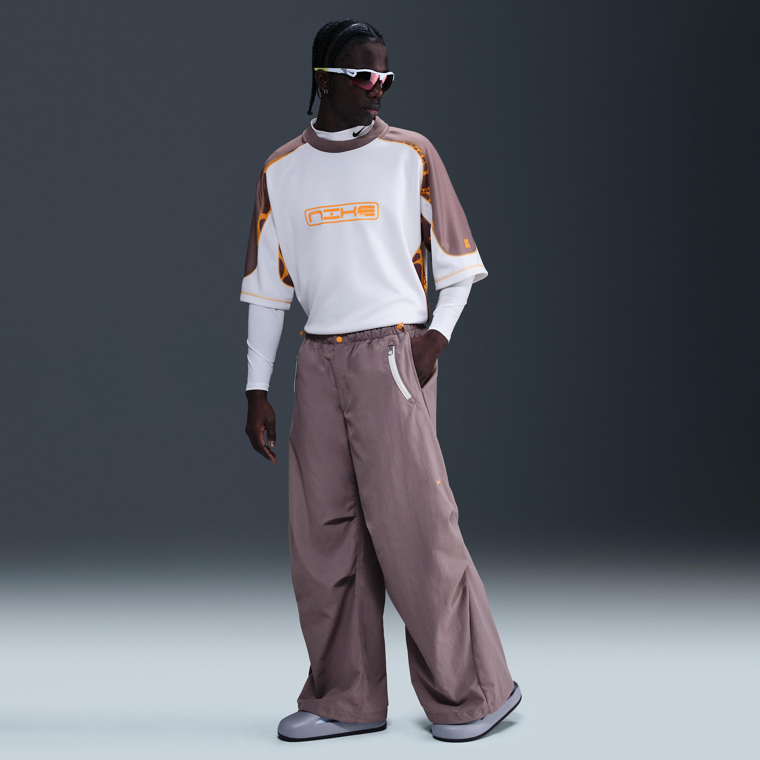 Nike Mens Project F.R.O.G. Parachute Pants | HJ3288-204 Product Image