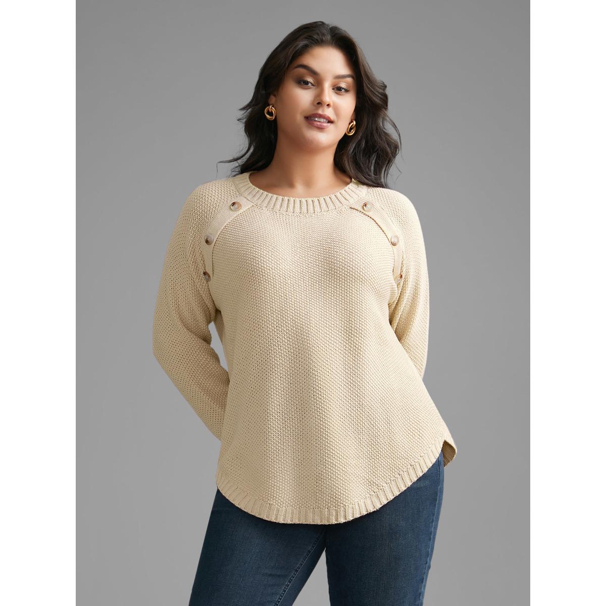 Plus Size Plain Textured Button Detail Curved Hem Pullover Ivory Women Casual Loose Long Sleeve Round Neck Everyday Pullovers BloomChic 28/5X Product Image